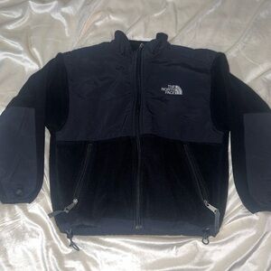 The North Face girls Black Jacket